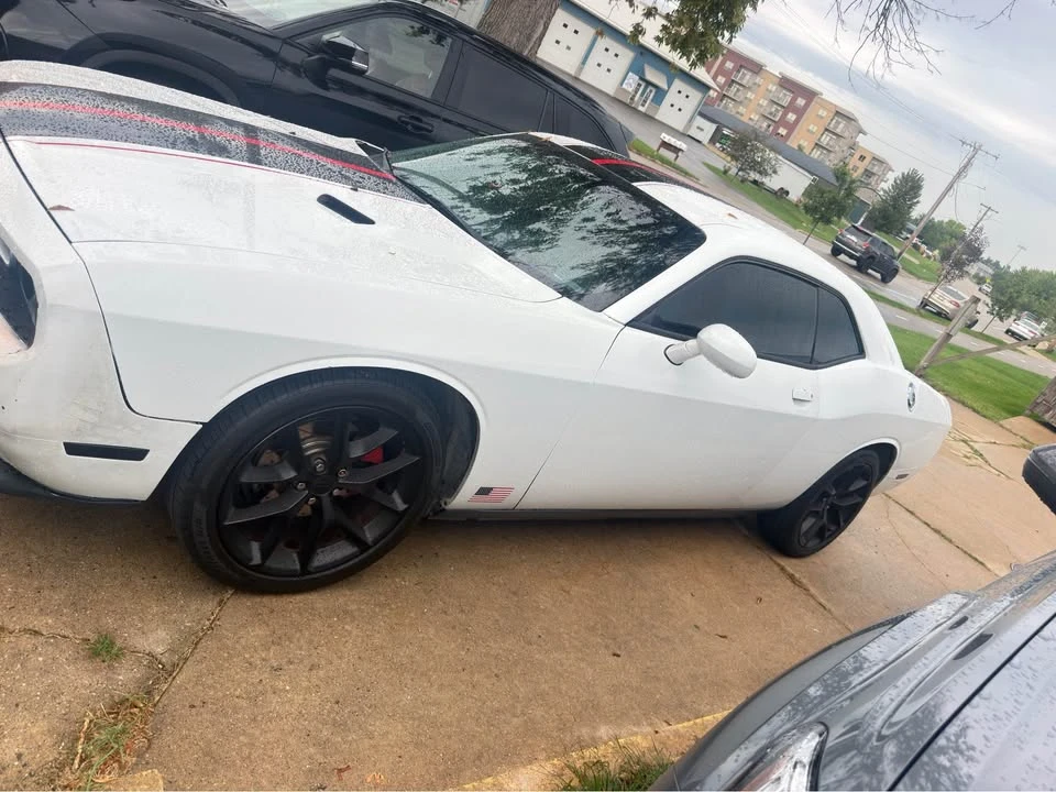 2012 Dodge Challenger 3rd Gen - Image 2 of 7