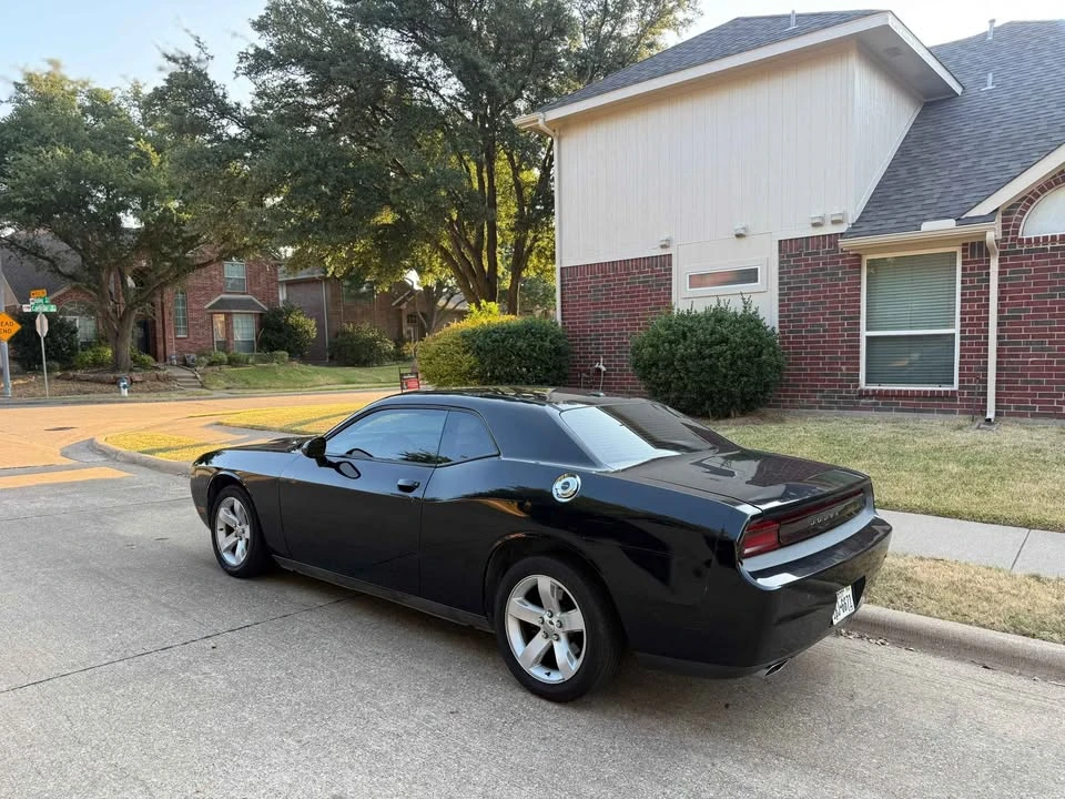2012 Dodge Challenger 3rd Gen - Image 11 of 12