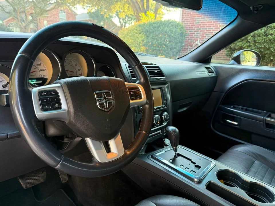 2012 Dodge Challenger 3rd Gen - Image 9 of 12