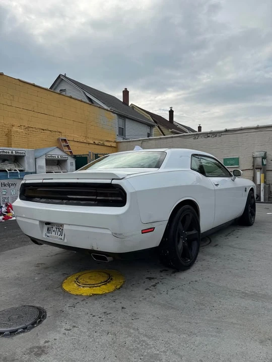 2012 Dodge Challenger 3rd Gen - Image 6 of 13
