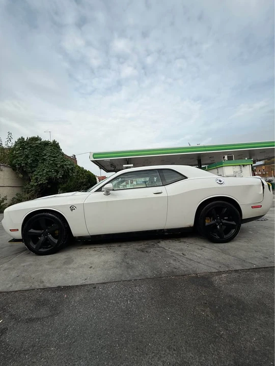 2012 Dodge Challenger 3rd Gen - Image 9 of 13