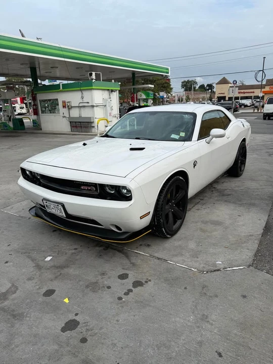 2012 Dodge Challenger 3rd Gen - Image 11 of 13