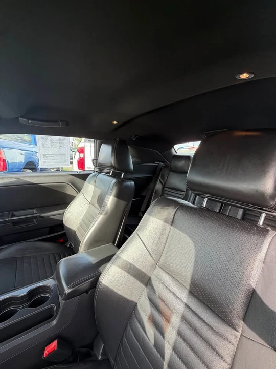 2012 Dodge Challenger 3rd Gen - Image 7 of 10