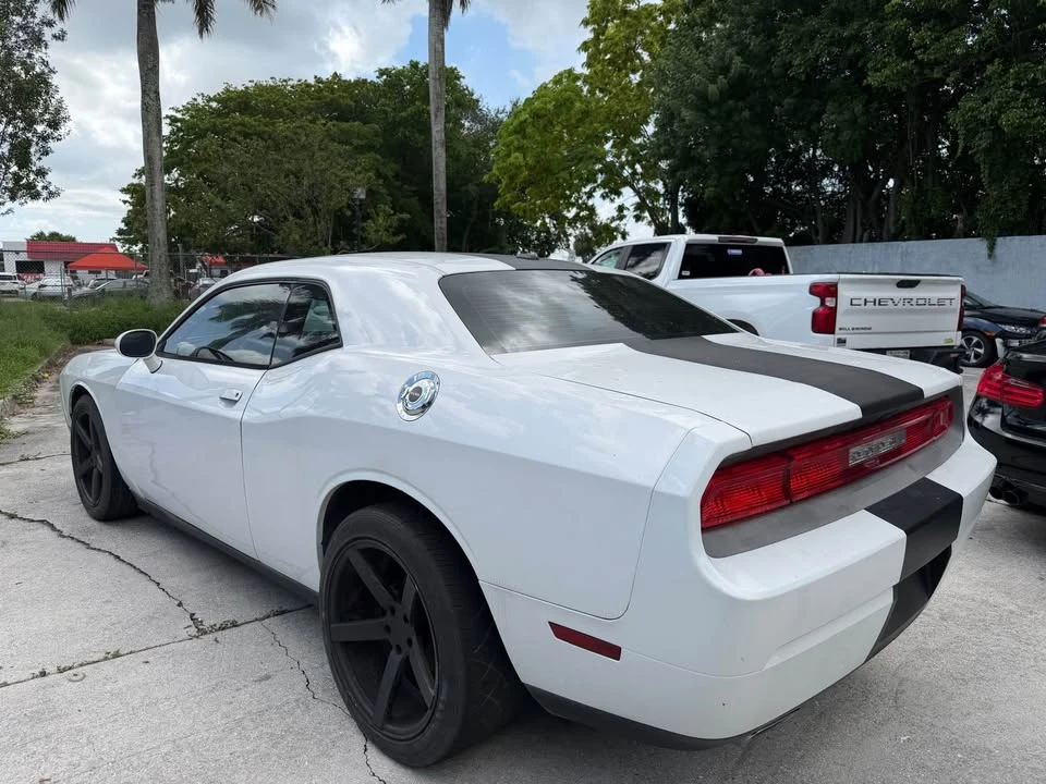 2012 Dodge Challenger 3rd Gen - Image 2 of 6