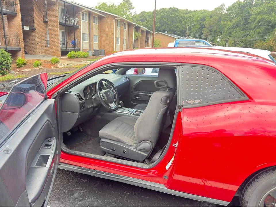 2012 Dodge Challenger 3rd Gen - Image 5 of 8
