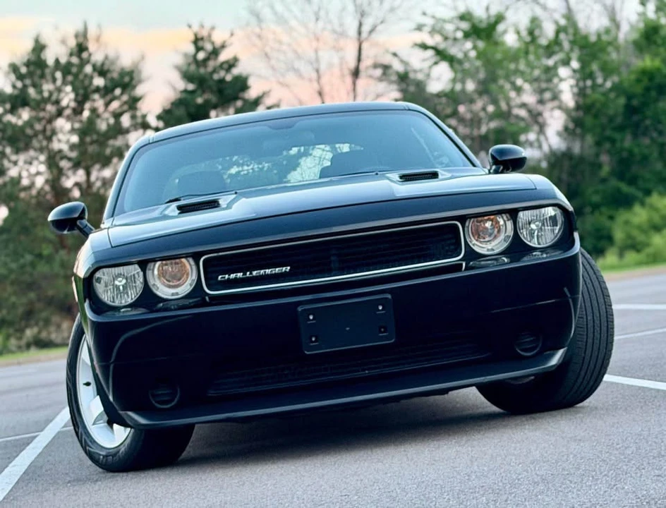 2012 Dodge Challenger 3rd Gen - Image 2 of 20