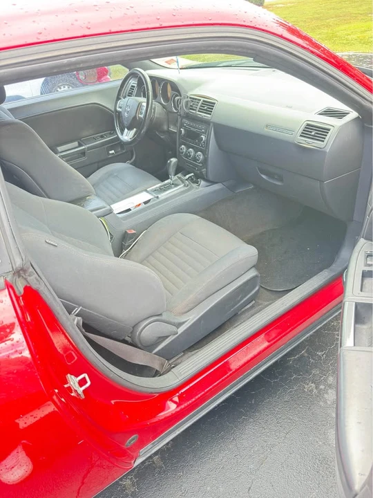 2012 Dodge Challenger 3rd Gen - Image 6 of 8