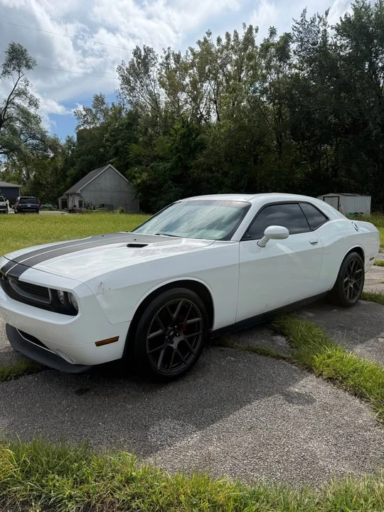 2012 Dodge Challenger 3rd Gen - Image 7 of 11