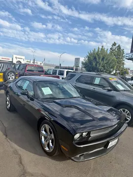 2012 Dodge Challenger SXT Coupe