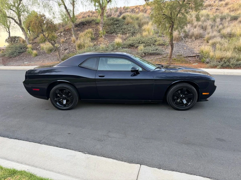 2012 Dodge Challenger 3rd Gen - Image 5 of 16