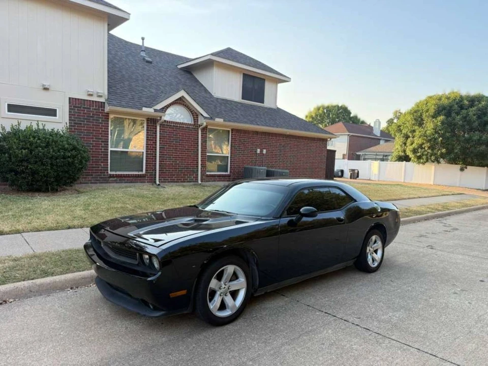 2012 Dodge Challenger 3rd Gen - Image 3 of 12