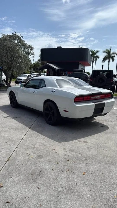 2012 Dodge Challenger 3rd Gen - Image 2 of 6