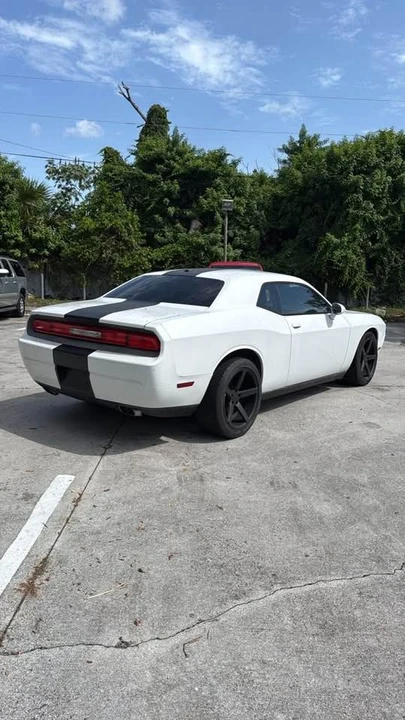2012 Dodge Challenger 3rd Gen - Image 3 of 6