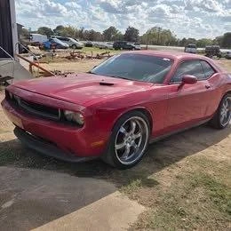 2012 Dodge Challenger 3rd Gen - Image 2 of 5
