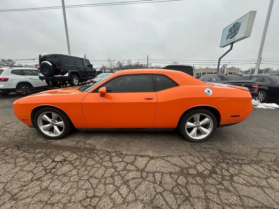 2012 Dodge Challenger 3rd Gen - Image 5 of 12