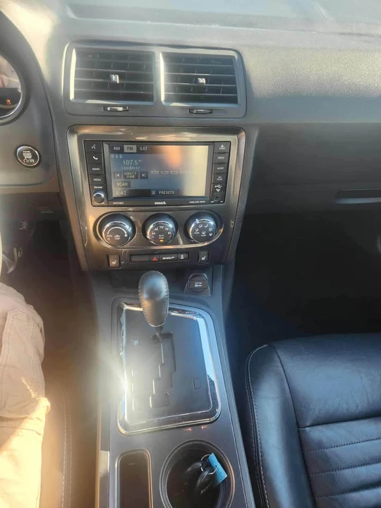 2012 Dodge Challenger 3rd Gen - Image 15 of 18
