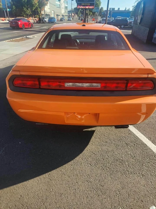 2012 Dodge Challenger 3rd Gen - Image 9 of 18