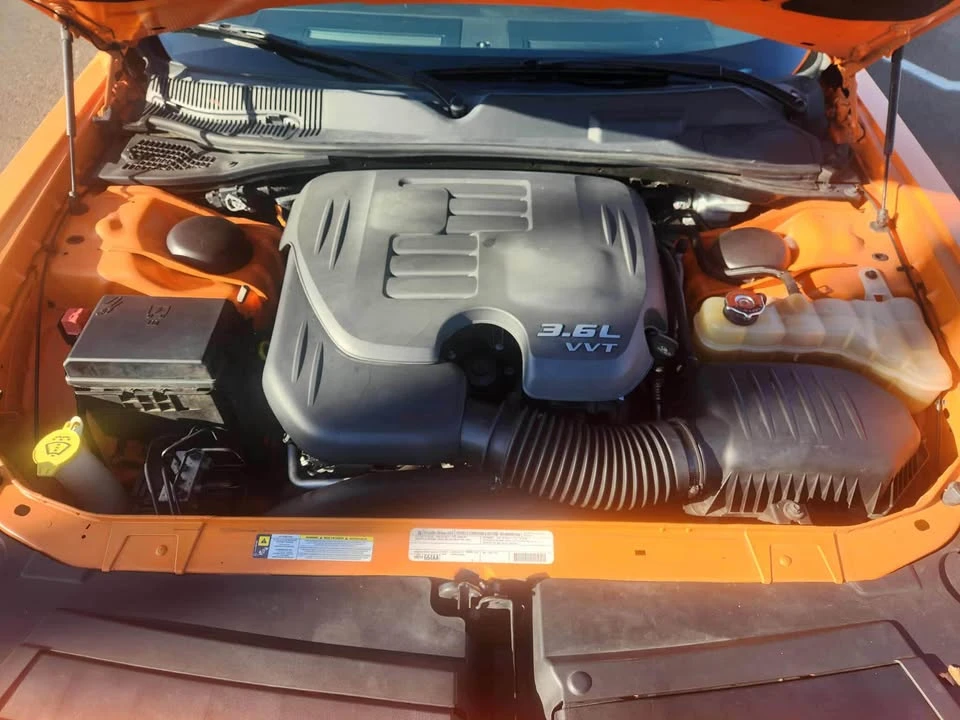 2012 Dodge Challenger 3rd Gen - Image 10 of 18