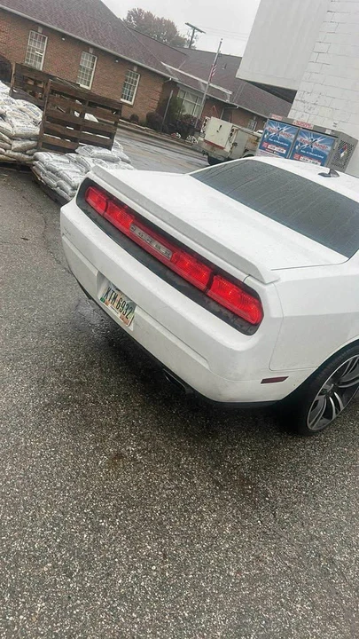 2012 Dodge Challenger 3rd Gen - Image 2 of 5