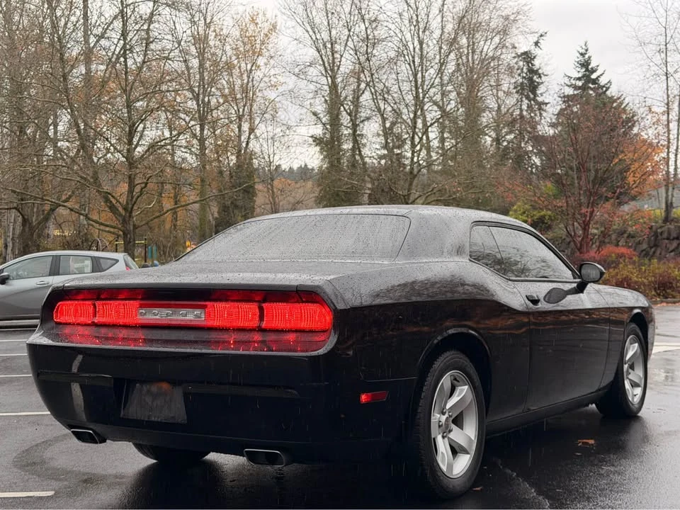 2012 Dodge Challenger 3rd Gen - Image 7 of 13