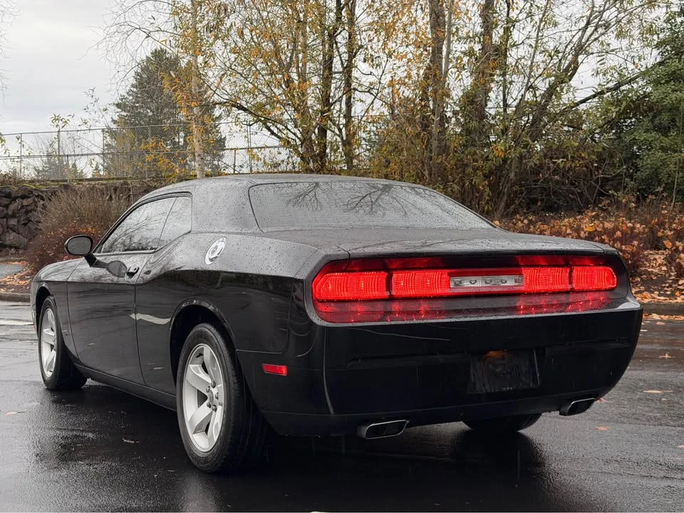 2012 Dodge Challenger 3rd Gen - Image 5 of 13
