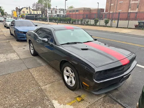 2012 Dodge Challenger SXT Plus