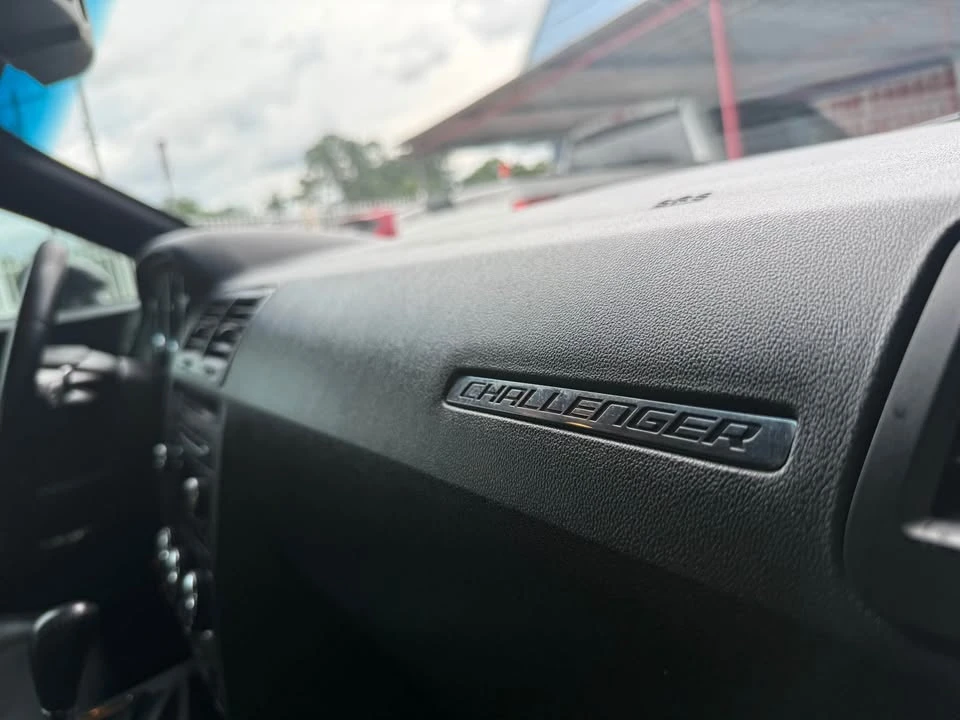 2012 Dodge Challenger 3rd Gen - Image 17 of 19