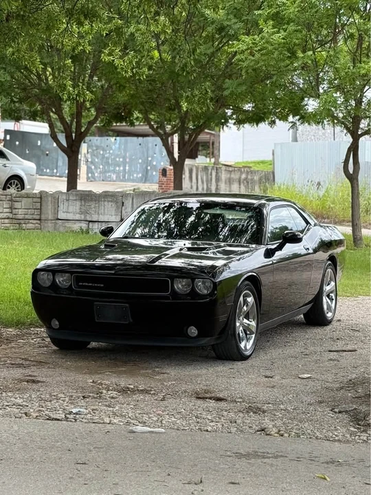 2012 Dodge Challenger 3rd Gen - Image 4 of 19
