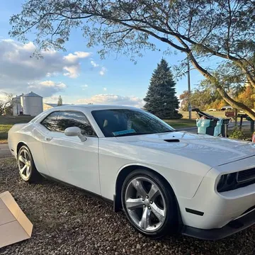 2012 Dodge Challenger SXT Plus
