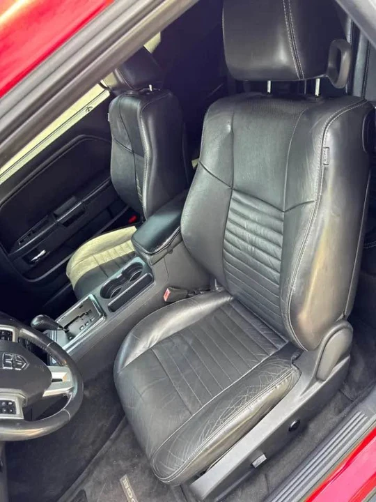 2012 Dodge Challenger 3rd Gen - Image 13 of 20