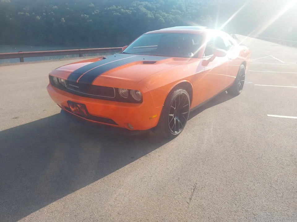 2012 Dodge Challenger 3rd Gen - Image 5 of 10