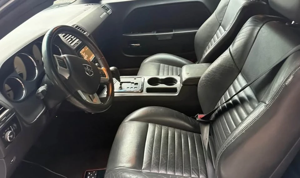 2012 Dodge Challenger 3rd Gen - Image 2 of 6