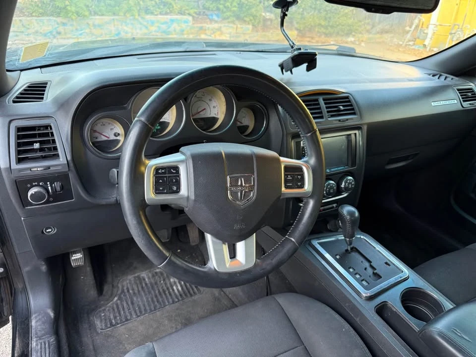 2012 Dodge Challenger 3rd Gen - Image 7 of 12