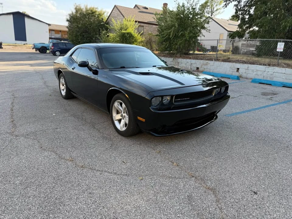 2012 Dodge Challenger 3rd Gen - Image 3 of 12