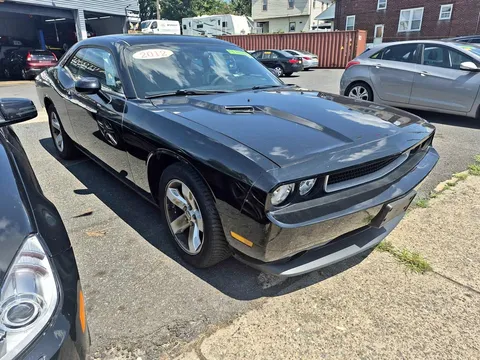 2012 Dodge Challenger SXT Plus