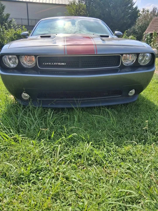 2012 Dodge Challenger 3rd Gen - Image 3 of 13