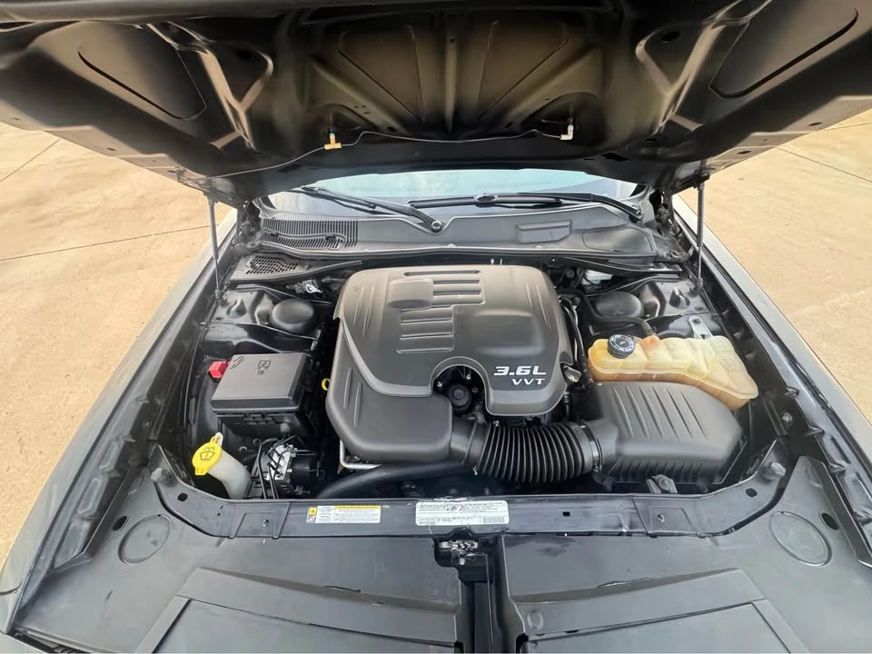 2012 Dodge Challenger 3rd Gen - Image 15 of 16