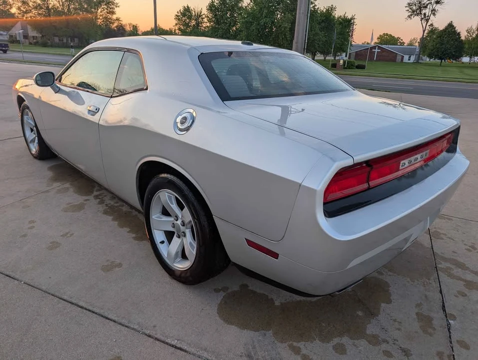 2012 Dodge Challenger 3rd Gen - Image 3 of 9