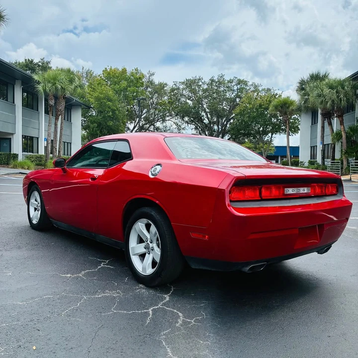 2012 Dodge Challenger 3rd Gen - Image 5 of 13
