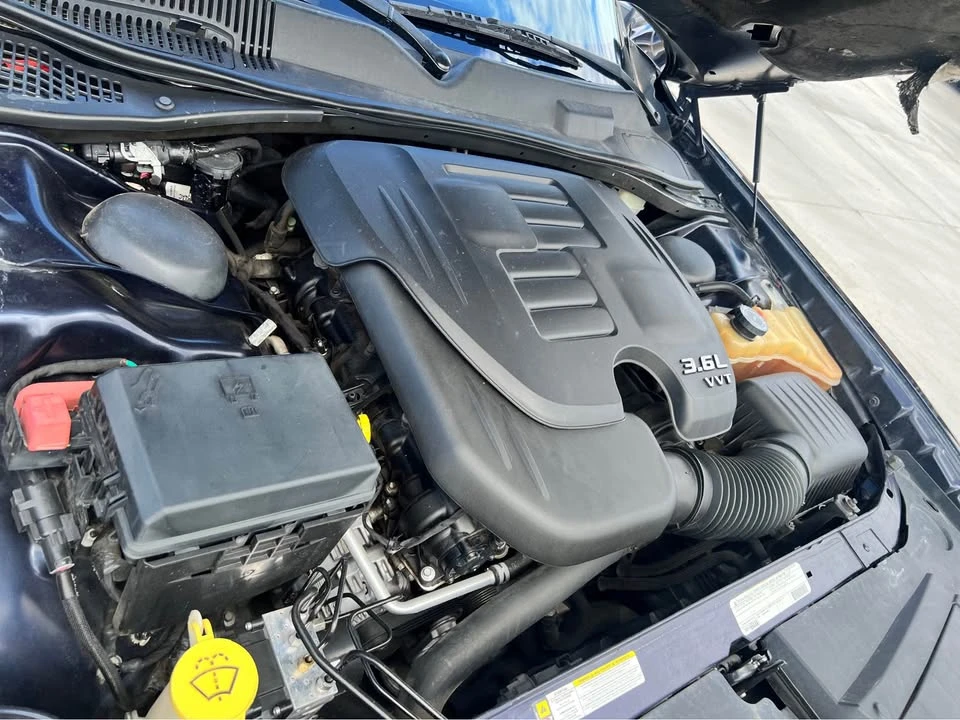 2012 Dodge Challenger 3rd Gen - Image 13 of 14