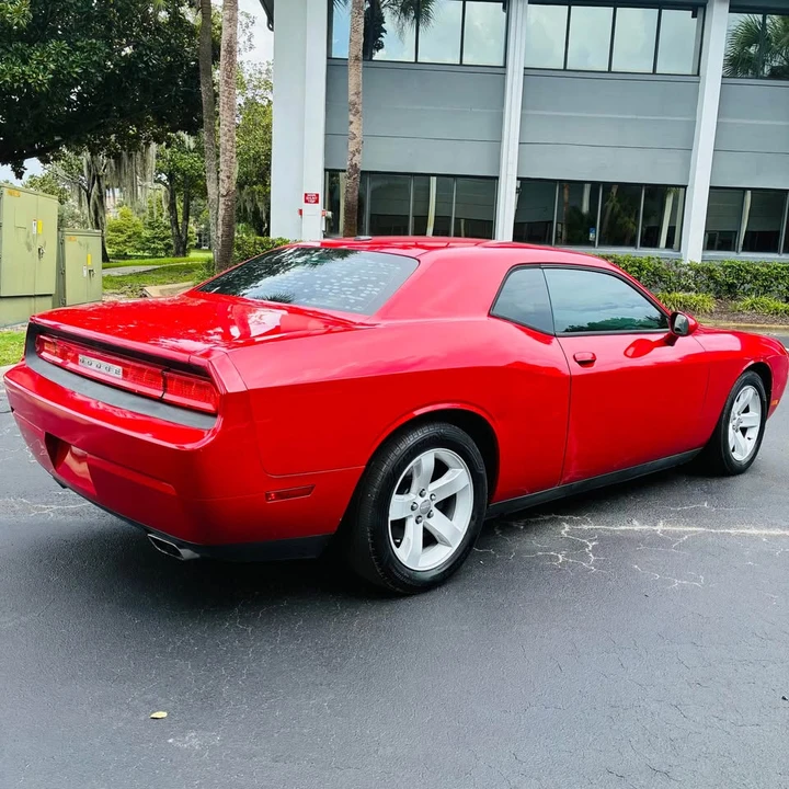 2012 Dodge Challenger 3rd Gen - Image 7 of 13