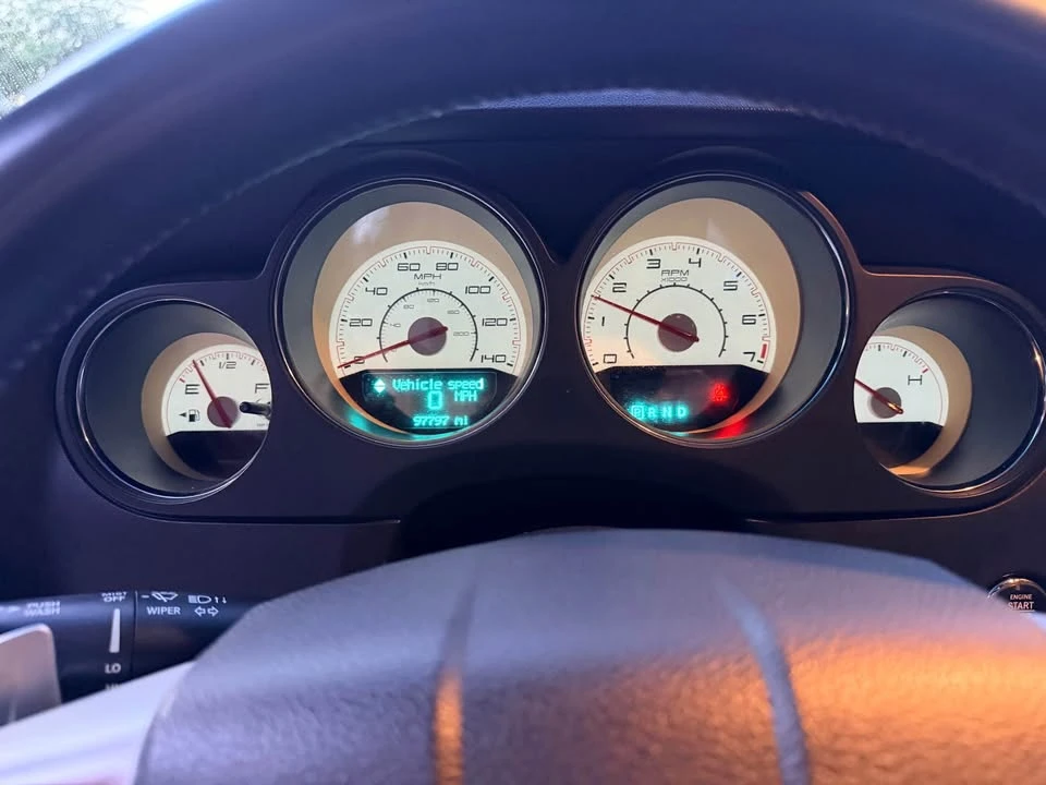 2012 Dodge Challenger 3rd Gen - Image 15 of 19