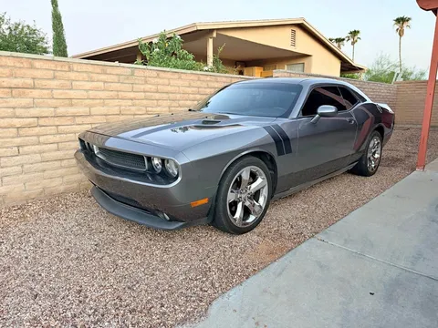 2012 Dodge Challenger SXT Plus