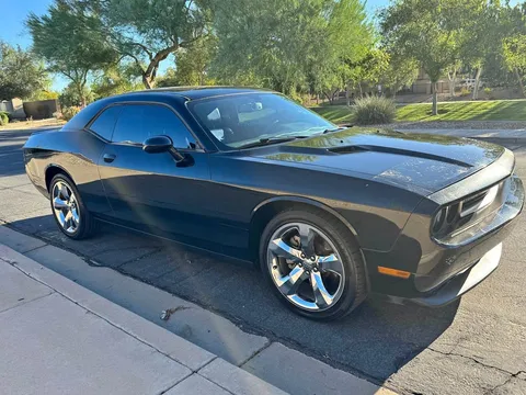 2012 Dodge Challenger SXT Plus