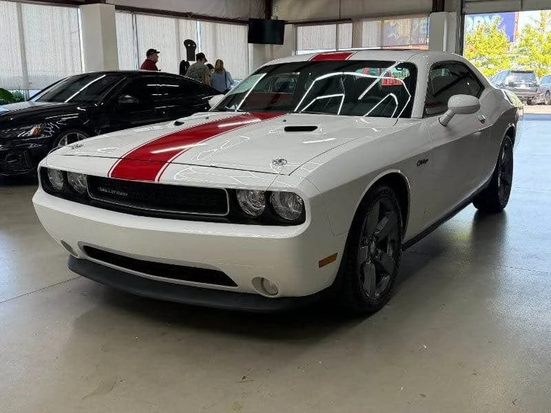 2012 Dodge Challenger 3rd Gen - Image 2 of 9