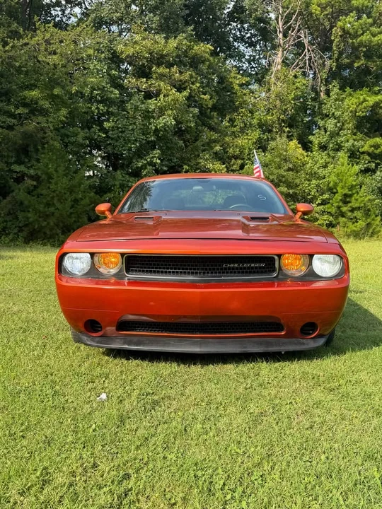 2012 Dodge Challenger 3rd Gen - Image 2 of 12