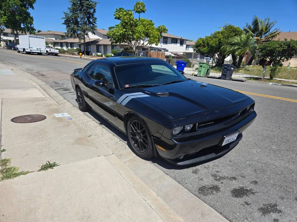 2012 Dodge Challenger 3rd Gen - Image 10 of 17