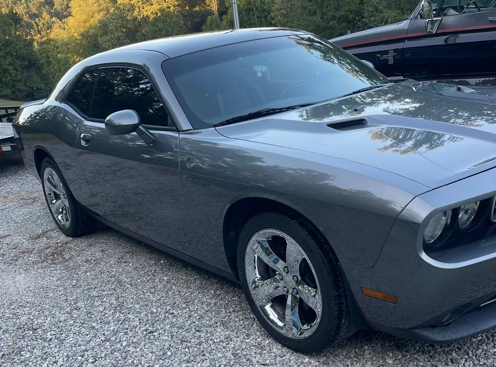 2012 Dodge Challenger 3rd Gen - Image 3 of 8
