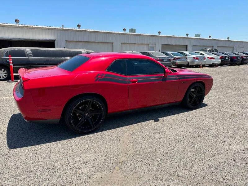 2012 Dodge Challenger 3rd Gen - Image 4 of 10