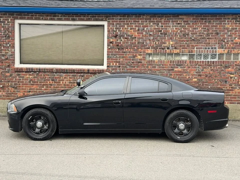 2012 Dodge Charger 7th Gen - Image 2 of 18